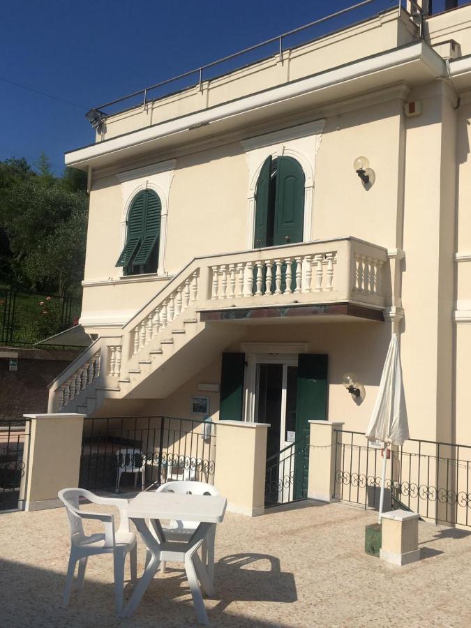 B&B Oasi Regina Pacis Santa Margherita Ligure Exterior foto